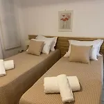 Apartment Sea And Sun House At